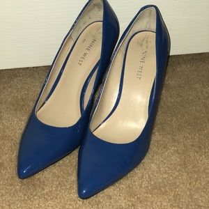 Nine West blue pattern leather size 8 brand new